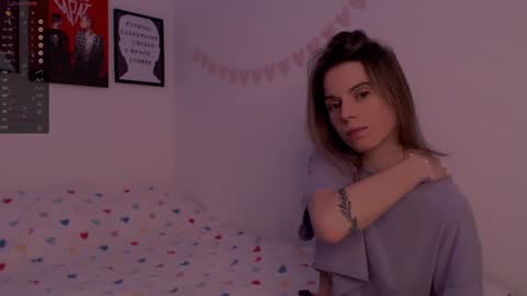 Snapshot of _ni_kiss chatting on December 13, 2024, 1:48 am Nika online show from December 13, 2024, 1:48 am