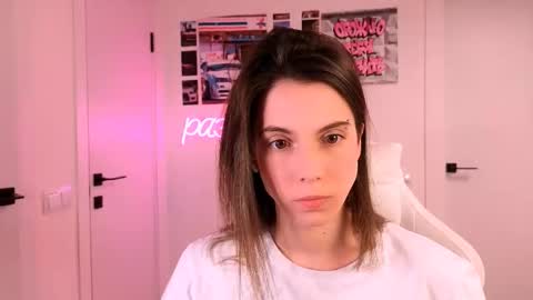 Nika online show from March 23, 2026, 6:12 pm