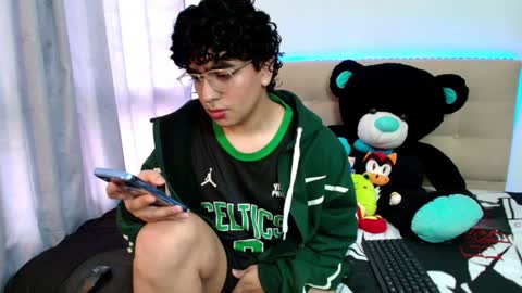 Nicolas online show from December 15, 2024, 10:04 pm