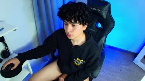 Nicolas online show from January 9, 2025, 1:39 am