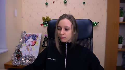 Snapshot of _nicole_new chatting on December 26, 2024, 2:48 pm Nica online show from December 26, 2024, 2:48 pm