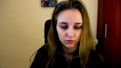 Snapshot of _nicole_new chatting on January 6, 2025, 1:08 pm Nica online show from January 6, 2025, 1:08 pm