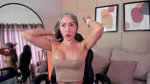Snapshot of _nicoletteshea_ chatting on June 14, 2026, 2:41 pm _nicoletteshea_ online show from June 14, 2026, 2:41 pm
