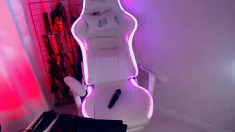 Snapshot of _nightfury_ chatting on April 25, 2026, 3:20 pm Eva online show from April 25, 2026, 3:20 pm
