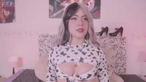 niiky online show from February 17, 2025, 12:59 pm