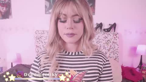 niiky online show from March 1, 2025, 11:28 am