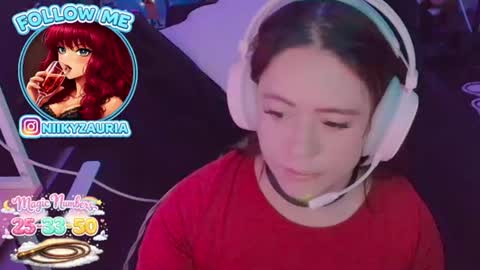 Snapshot of _niiky chatting on June 10, 2026, 8:52 pm niiky online show from June 10, 2026, 8:52 pm