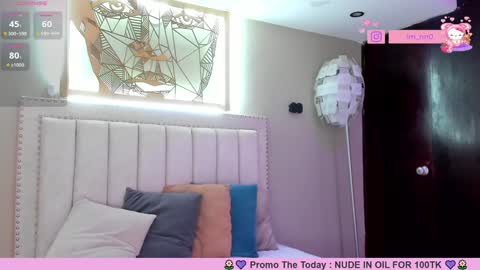 Snapshot of _nina_sweet chatting on January 28, 2025, 3:04 pm online show from January 28, 2025, 3:04 pm