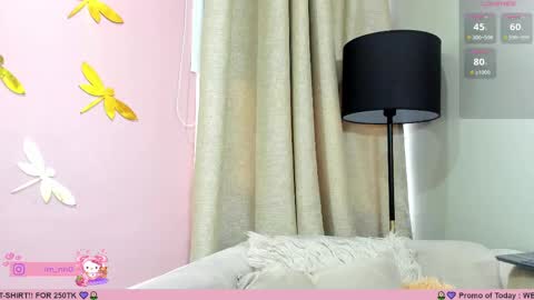 Snapshot of _nina_sweet chatting on February 23, 2025, 12:05 pm online show from February 23, 2025, 12:05 pm