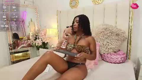Snapshot of _ninafox_ chatting on June 15, 2026, 8:22 pm ninafox online show from June 15, 2026, 8:22 pm