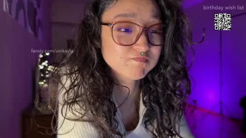 Mikayla online show from January 21, 2025, 11:45 pm