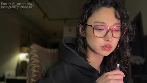 Mikayla online show from February 16, 2026, 8:27 pm