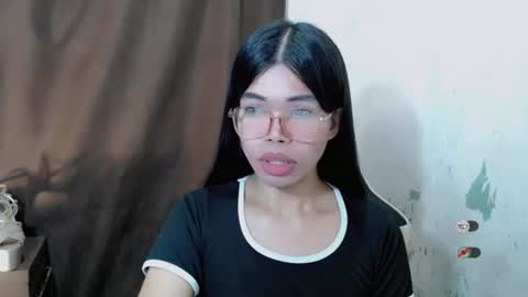 Snapshot of _odette22 chatting on July 23, 2026, 12:14 pm _odette22 online show from July 23, 2026, 12:14 pm