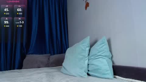 Vegan girl online show from December 21, 2025, 4:25 pm