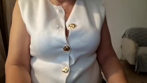 Snapshot of _oldschool_lady_ chatting on April 19, 2026, 3:44 pm Charlotte online show from April 19, 2026, 3:44 pm