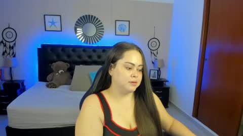 Olivia jones online show from April 25, 2026, 12:41 pm