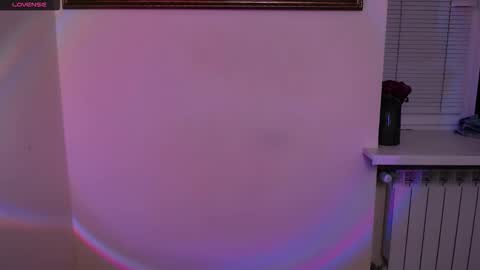 Snapshot of _oliviax_ chatting on December 3, 2025, 2:04 pm Olivia online show from December 3, 2025, 2:04 pm