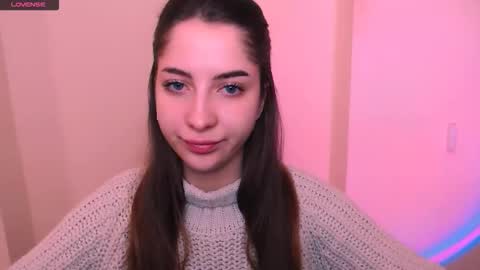 Snapshot of _oliviax_ chatting on December 4, 2025, 10:24 am Olivia online show from December 4, 2025, 10:24 am