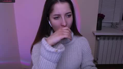 Snapshot of _oliviax_ chatting on December 15, 2025, 9:13 am Olivia online show from December 15, 2025, 9:13 am
