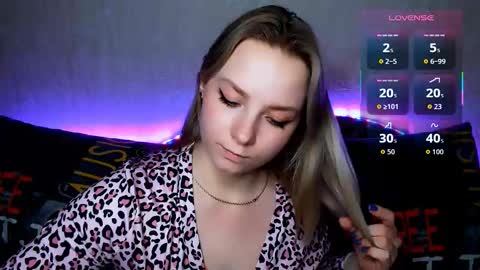  pando4ka  online show from February 15, 2026, 7:54 pm