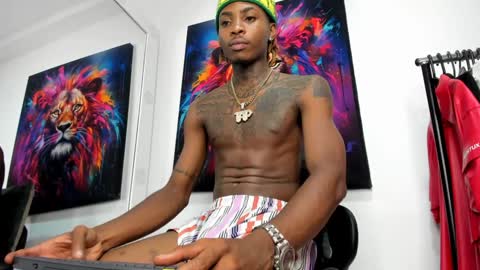 Snapshot of _pantera_09 chatting on December 14, 2024, 8:45 am Kevin online show from December 14, 2024, 8:45 am