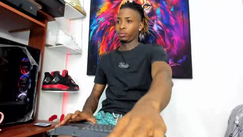 Snapshot of _pantera_09 chatting on January 25, 2025, 8:42 am Kevin online show from January 25, 2025, 8:42 am