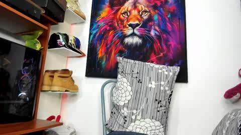 Snapshot of _pantera_09 chatting on February 23, 2025, 8:17 am Kevin online show from February 23, 2025, 8:17 am