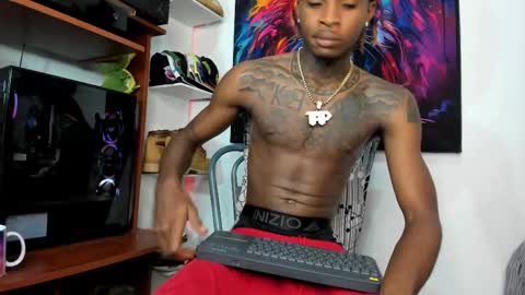 Snapshot of _pantera_09 chatting on February 23, 2025, 11:22 am Kevin online show from February 23, 2025, 11:22 am