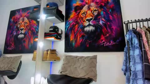 Snapshot of _pantera_09 chatting on October 14, 2025, 9:15 pm Kevin online show from October 14, 2025, 9:15 pm