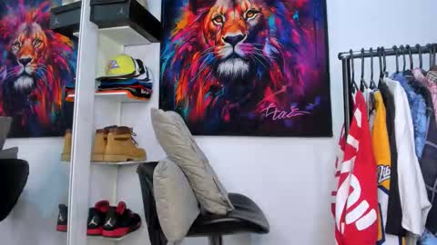 Snapshot of _pantera_09 chatting on October 21, 2025, 2:23 am Kevin online show from October 21, 2025, 2:23 am