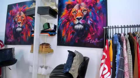 Snapshot of _pantera_09 chatting on October 27, 2025, 8:29 am Kevin online show from October 27, 2025, 8:29 am