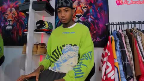 Snapshot of _pantera_09 chatting on October 31, 2025, 9:10 am Kevin online show from October 31, 2025, 9:10 am