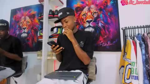 Snapshot of _pantera_09 chatting on November 7, 2025, 9:09 am Kevin online show from November 7, 2025, 9:09 am