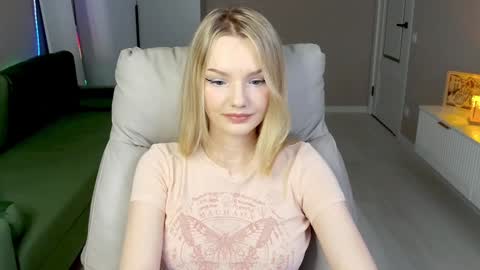 Tina online show from December 18, 2025, 3:29 pm