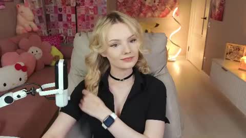 Tina online show from July 28, 2026, 10:42 pm