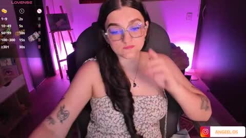 violeta ig  online show from January 19, 2025, 1:43 am