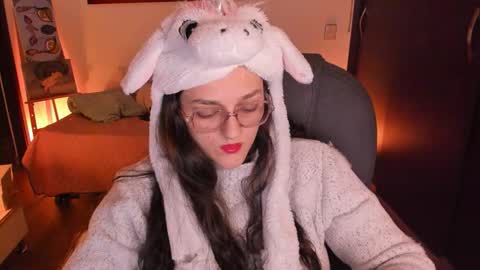 violeta ig  online show from October 31, 2025, 4:02 am