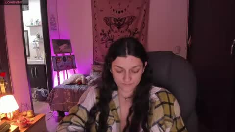 violeta ig  online show from June 23, 2026, 2:53 am