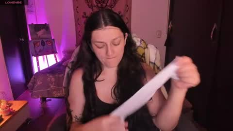 violeta ig  online show from July 1, 2026, 4:14 am