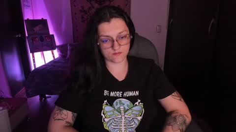 violeta ig  online show from July 25, 2026, 5:05 am