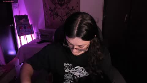violeta ig  online show from August 1, 2026, 3:17 am