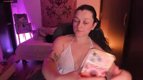 violeta ig  online show from August 5, 2026, 3:09 am