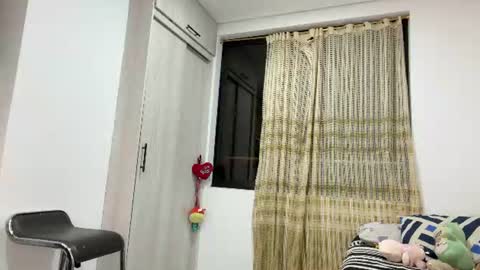 Snapshot of _peachyboy chatting on June 16, 2026, 5:32 am esteban online show from June 16, 2026, 5:32 am