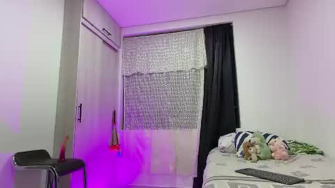 esteban online show from July 4, 2026, 4:07 am