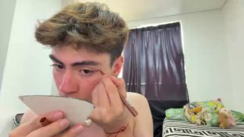 esteban online show from August 5, 2026, 7:28 pm
