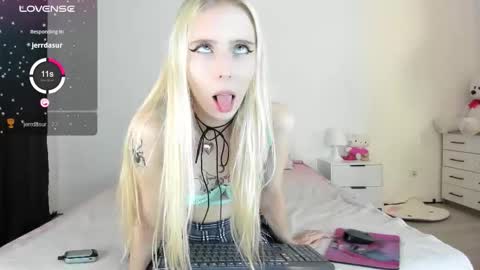 Snapshot of _pinkypay chatting on September 15, 2025, 9:04 pm Pinky online show from September 15, 2025, 9:04 pm