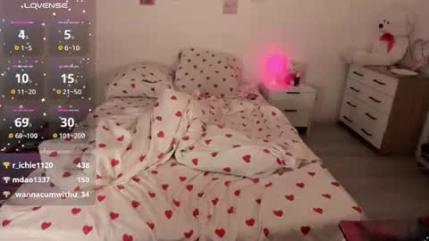 Snapshot of _pinkypay chatting on June 27, 2026, 2:34 pm Pinky online show from June 27, 2026, 2:34 pm