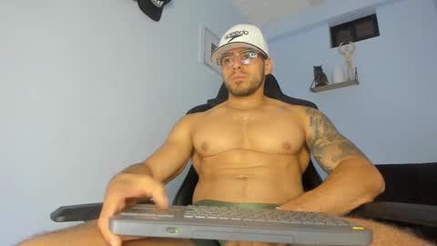 Snapshot of _poseidon1_ chatting on February 13, 2025, 11:26 pm Poseidon online show from February 13, 2025, 11:26 pm