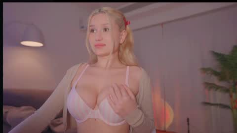 Eva online show from July 22, 2026, 8:44 pm