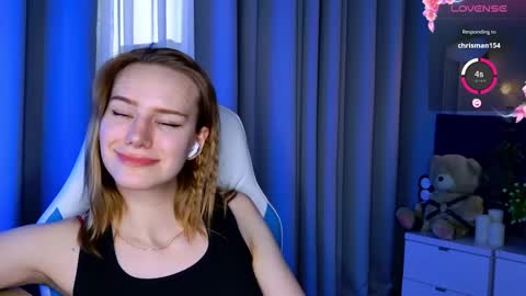 Snapshot of _ramona__ chatting on March 6, 2025, 9:47 am im Amy online show from March 6, 2025, 9:47 am